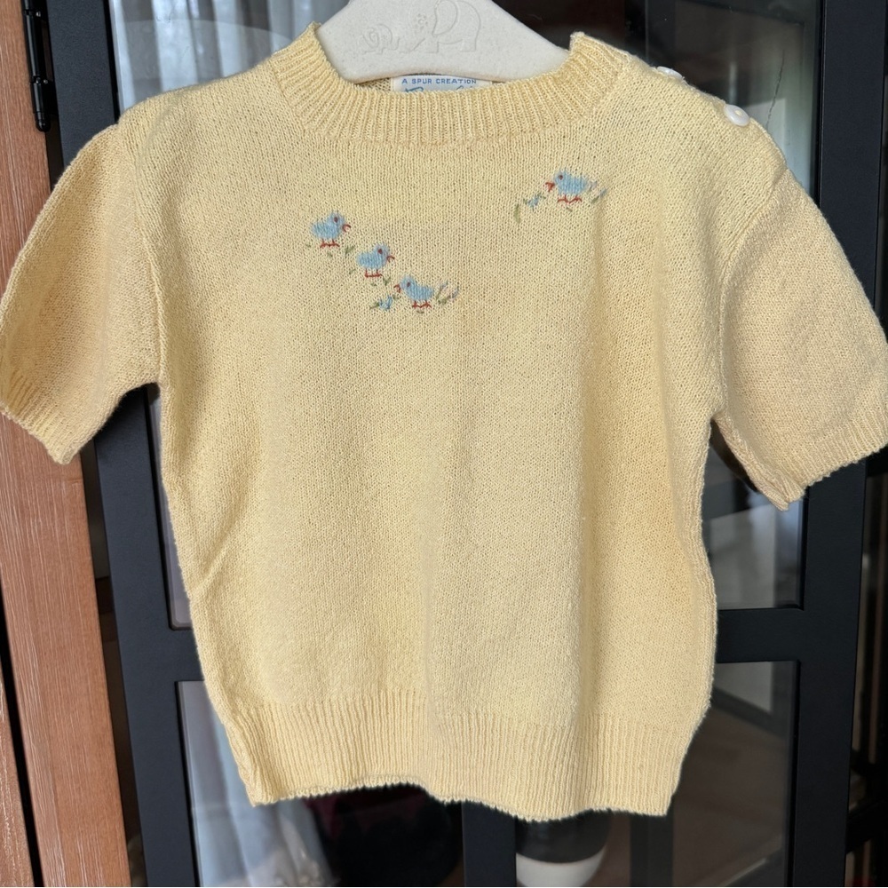 Vintage 60s baby embroidered Knit Sweater Bouclé Ducks unisex short sleeve top